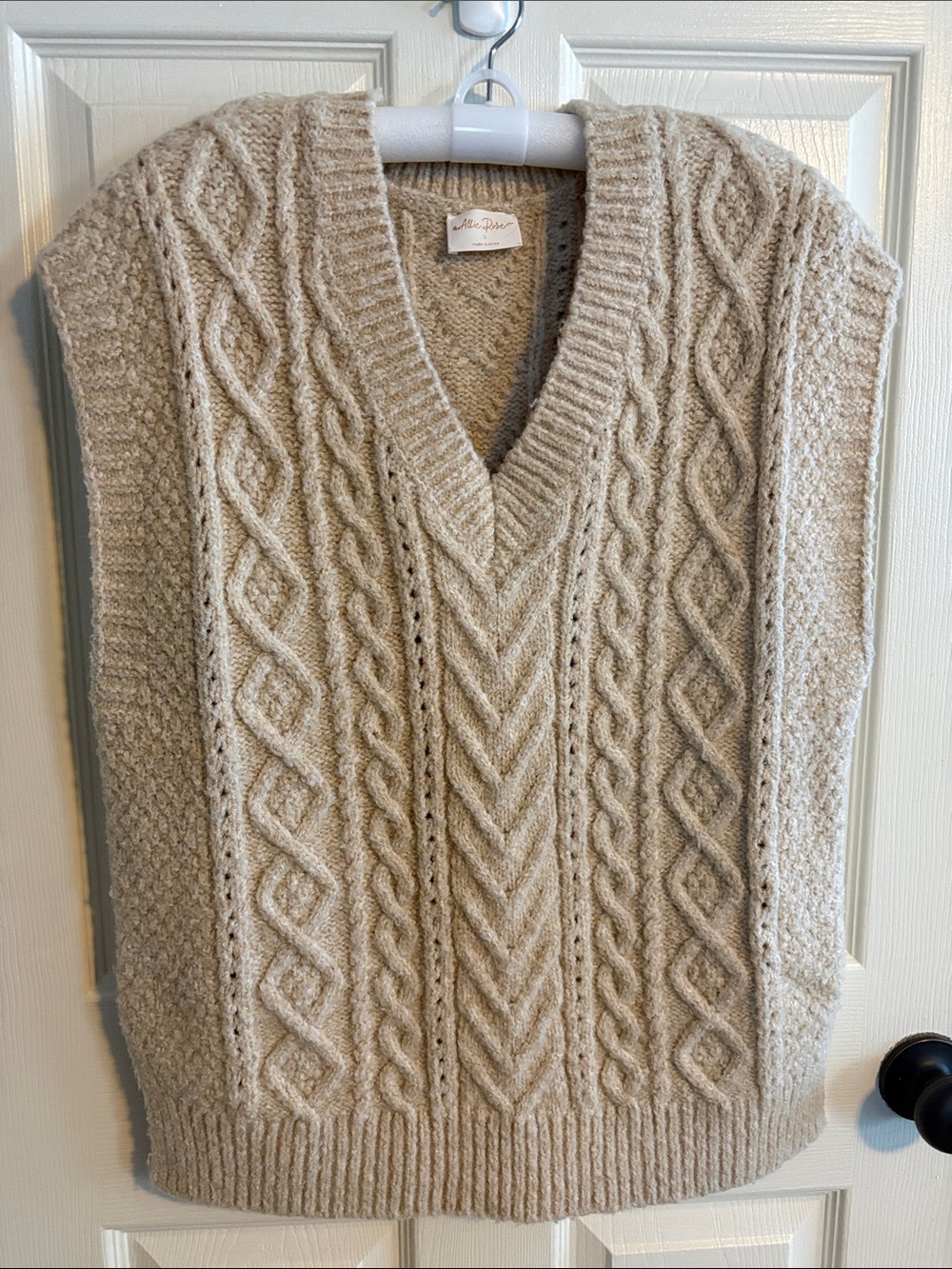 Allie Rose Cream Cable-Knit V-Neck Sweater Vest